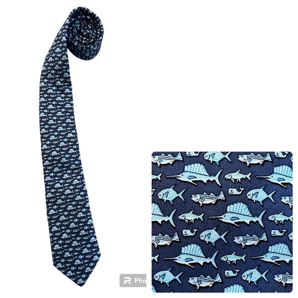 Vineyard Vines 100% silk tie, blue fish and whale pattern